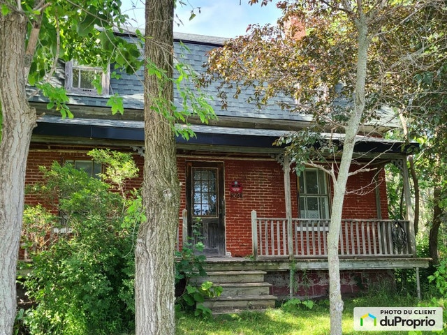 $550,000 - 2 Storey for sale in St-Valentin — photo 2