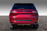 2.0 L 4 Cyl Engine Vehicle Options: Leather Interior, Panoramic Roof, Adaptive Cruise Control, Wirel... (image 3)
