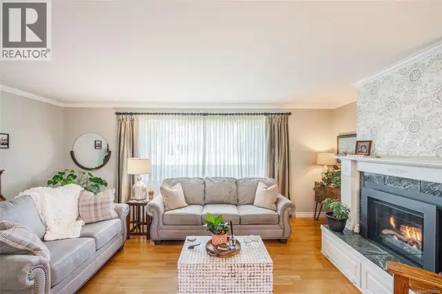 1720 McLauchlin Dr Courtenay, British Columbia in Houses for Sale in Comox / Courtenay / Cumberland - Image 9