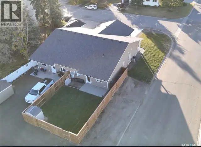 99A Semple STREET Outlook, Saskatchewan in Houses for Sale in Swift Current - Image 7