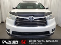 -AWD -Mag Wheels -Fog Lights -Roof Rack -Hood Deflector -Navigation -Memory Seats -Leather Seats -He... (image 1)