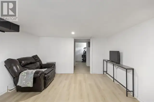 144 Landslide RD Sault Ste. Marie, Ontario in Houses for Sale in Sault Ste. Marie - Image 28