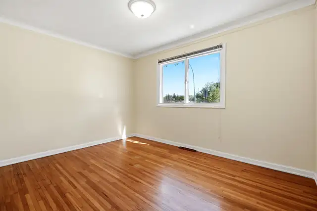 5 Bedrooms & 3 Bathrooms - Close to Wascana Park in Houses for Sale in Regina - Image 13
