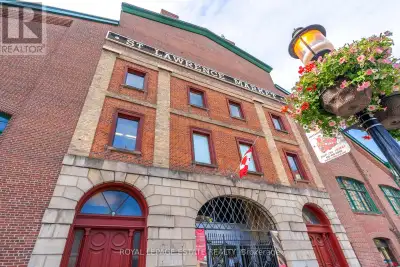 Welcome to 109 Front Street - an exceptional corner suite in the heart of the vibrant St. Lawrence M...