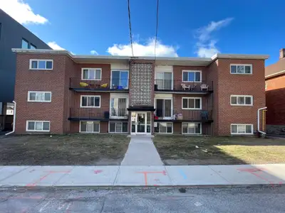 Availability: June 1, 2026 *Please note these photos are of another unit in the building. This in on...