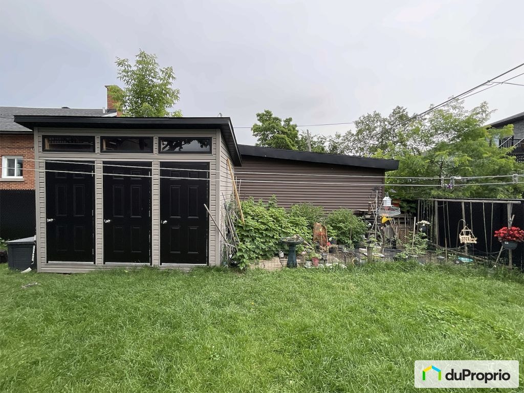 $1,275,000 - Triplex for sale in Longueuil (St-Hubert) — photo 3