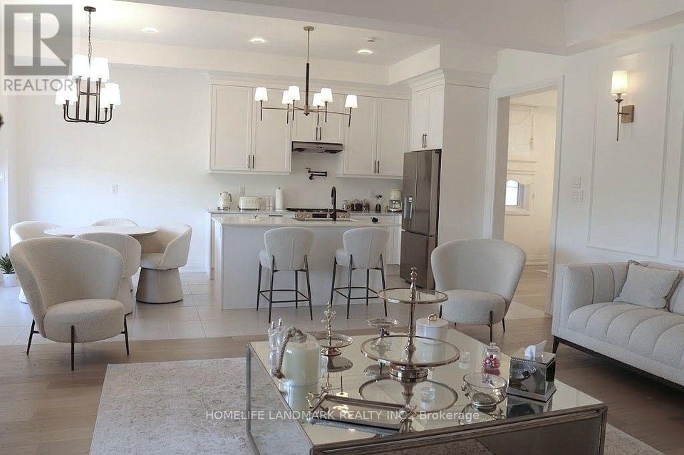 30 MAPLETON STREET Richmond Hill (Oak Ridges), Ontario 4
