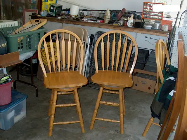 Sleigh bed           Bar stools in Beds & Mattresses in Kamloops - Image 4