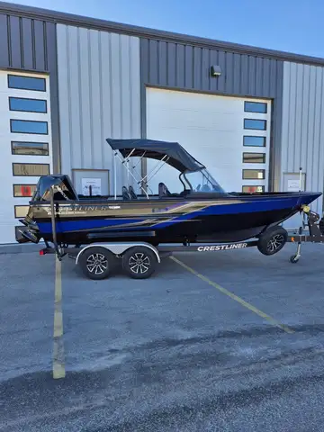 2026 Crestliner 1950 Super Hawk - powered with Mercury 200XL & Mercury 9.9EXLPT Pro Kicker Located @...