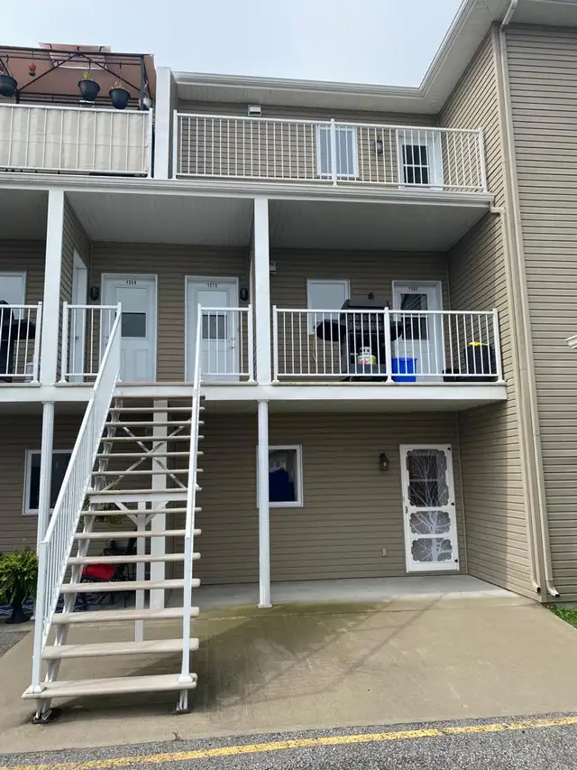 Grand 5-1/2 lumineux avec beaucoup de rangement in Long Term Rentals in Trois-Rivières - Image 16