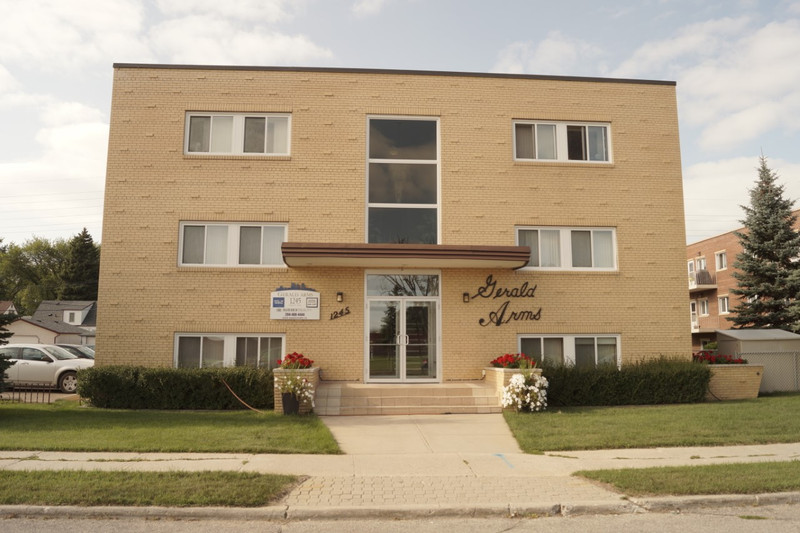 1245 Grant Ave 1 Bedroom Long Term Rentals Winnipeg Kijiji