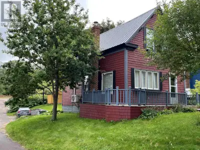 This charming 2-bedroom, 1.5-bathroom home in the heart of Montague, PE, offers a perfect blend of c...