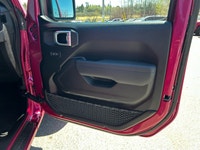2024 JEEP WRANGLER (image 7)