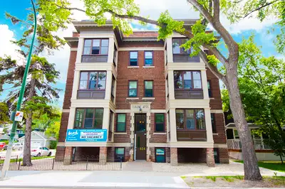834 Grosvenor Avenue - Two-Bedroom Unit Apartment for Rent