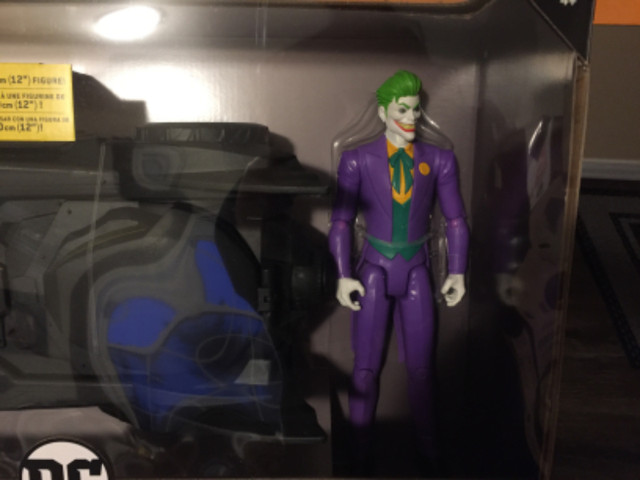 Batman Figures with Batmobile NEW in Toys & Games in Annapolis Valley - Image 2