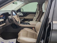 THE PRICE YOU SEE, PLUS GST. GUARANTEED!APPLE CARPLAY/ANDROID AUTO COMPATABLE! TWIN-TURBOCHARGED 3.0... (image 4)