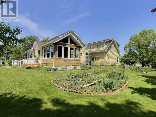 22 Maple Avenue Charlottetown, Prince Edward Island in Houses for Sale in Charlottetown - Image 3