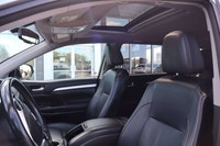 2015 TOYOTA HIGHLANDER XLE LEATHER HEATED SEATS NAVIGATION!  THE FAMILY SUV THAT'S BUILT TO LAST! L... (image 3)