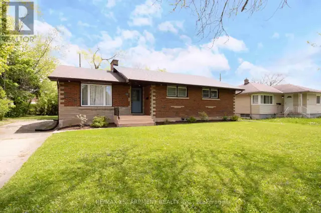 31 MASTERSON AVENUE St. Catharines (Glendale/Glenridge), Ontario in Houses for Sale in St. Catharines - Image 37