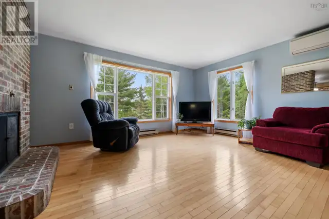 45 Hospital Road Sherbrooke, Nova Scotia in Houses for Sale in New Glasgow - Image 10