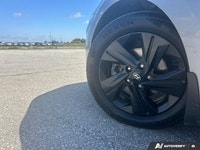 The advertised vehicle price is based on a promotional finance offer. Customers who purchase the veh... (image 8)