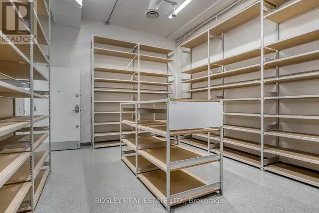 2577 YONGE STREET Toronto (Mount Pleasant West), Ontario in Commercial & Office Space for Rent in City of Toronto - Image 18