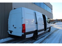 2021 MERCEDES SPRINTER 2500 -- 170 FULL SIZE -- HIGH ROOF -- ECONOMICAL DIESEL ENGINE !!! 3 SEATER!!... (image 1)