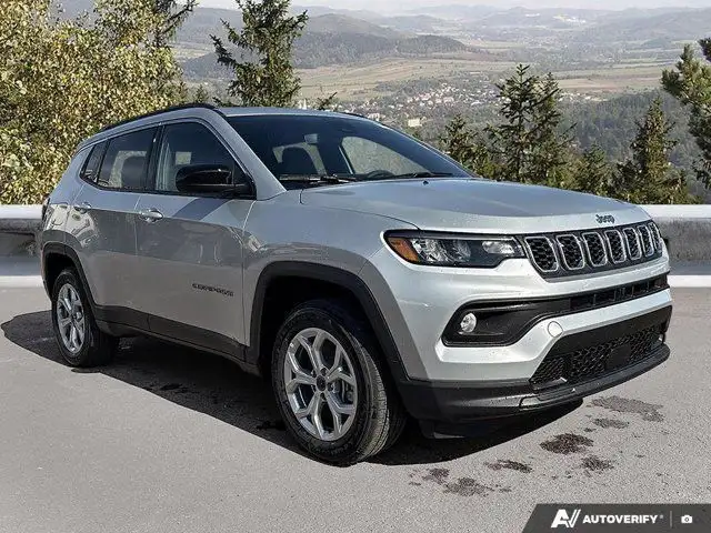 2026 Jeep Compass North in Cars & Trucks in Moncton - Image 9