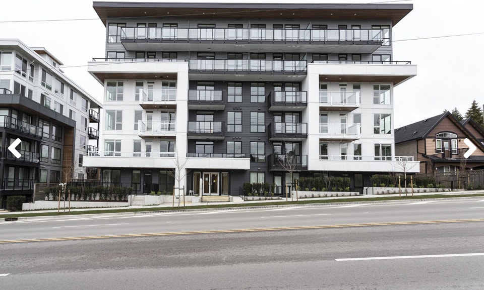 Studio Apartment for Rent - 717 Como Lake Avenue 5