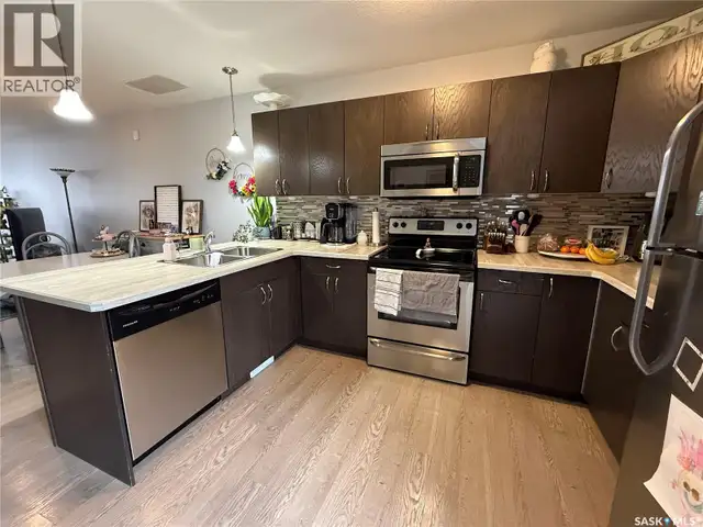 529 Alexandra STREET Weyburn, Saskatchewan in Houses for Sale in Regina - Image 9