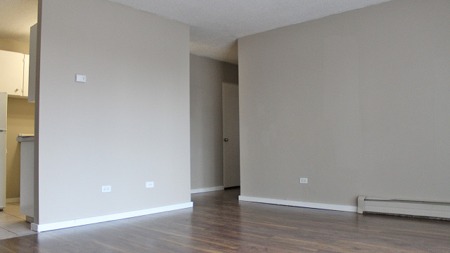 Westbrook Mall Area Apartment For Rent | Westbrook Manor in Long Term Rentals in Calgary - Image 2