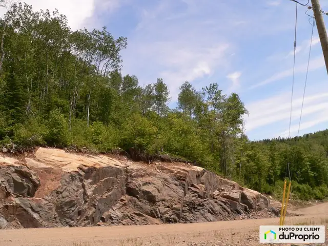 $275,000 - Residential Lot in Petite-Riviere-St-Francois in Land for Sale in Val-d'Or - Image 4