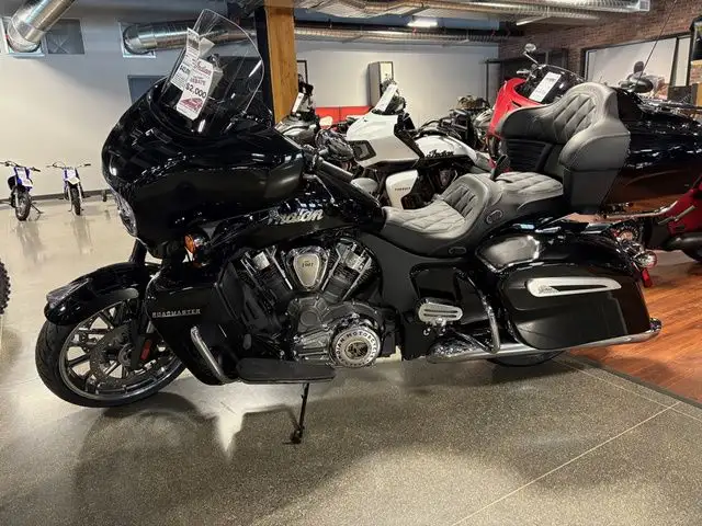 2025 Indian Motorcycle Roadmaster Power Plus 108 Limited with PB in Sport Touring in Saskatoon - Image 8