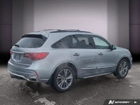 2017 Acura MDX Le Acura MDX Élite 2017 se positionne comme un VUS intermédiaire de luxe offrant un é... (image 4)