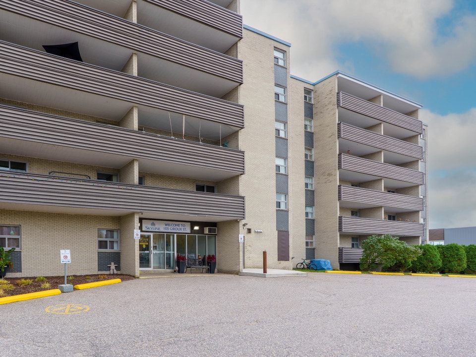 Bay Court Apartments - Studio Apartment for Rent - North Bay 2