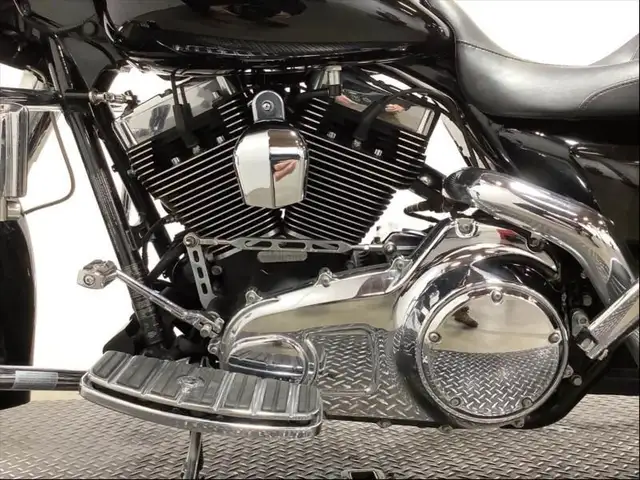 2015 harley-davidson Flxhi Street Glide Motorcycle in Cargo & Utility Trailers in Richmond - Image 20