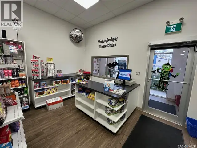 102-124 Main Street Lafleche, Saskatchewan in Commercial & Office Space for Sale in Moose Jaw - Image 11