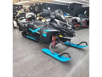 Lapointe Sports Inc 2026 Lynx COMMANDER RE 900 ACE Turbo R PowderMax 1.75'' E.S. w/ 10.25'' Touchscr...
