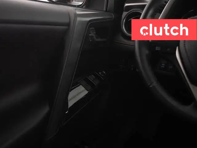 2017 Toyota RAV4 SE in Cars & Trucks in Bedford - Image 21
