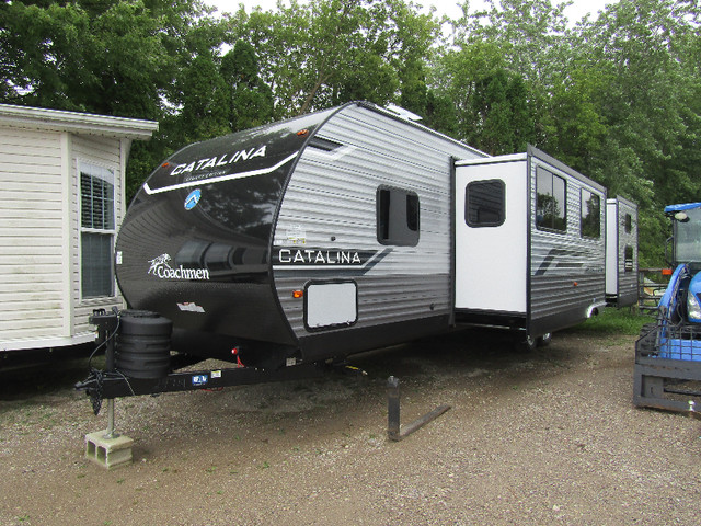 2024 Catalina 323BHDS in Travel Trailers & Campers in Sarnia