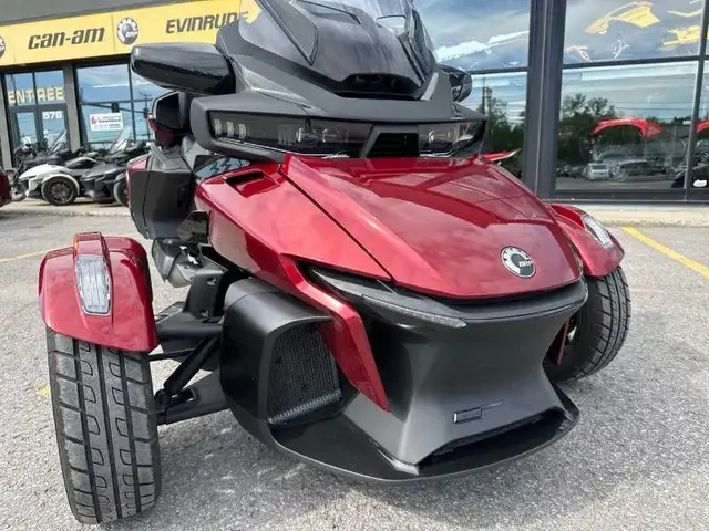 2025 CAN-AM Spyder RT Limited SE6 in Sport Touring in Lanaudière - Image 5