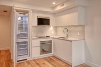 Akelius studio apartment for rent. Located near Sherbrooke in the Downtown - McGill neighborhood, Mo... (image 2)
