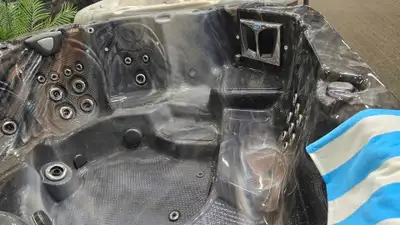 APEX B | Coast Spas – Elite Collection The Pinnacle of Luxury Hot Tubs Is Here! Step into the Apex B...