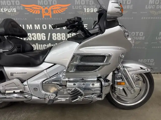 2005 Honda GL1800 Goldwing in Sport Touring in Drummondville - Image 6