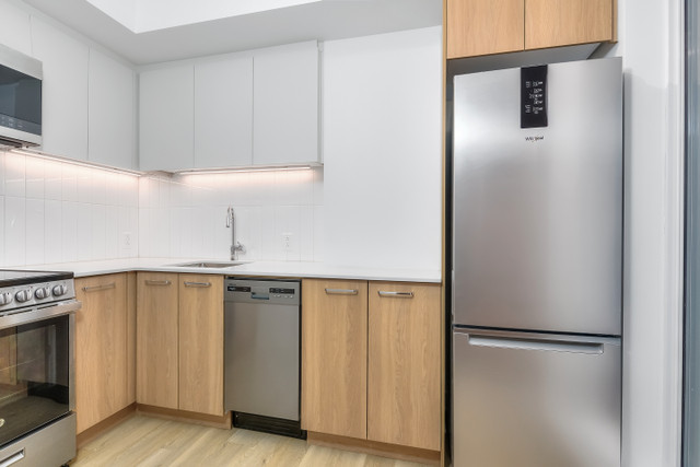 2.5 Studio condo à louer Ville-Marie metro Papineau-Champlain dans Locations longue durée  à Ville de Montréal - Image 2