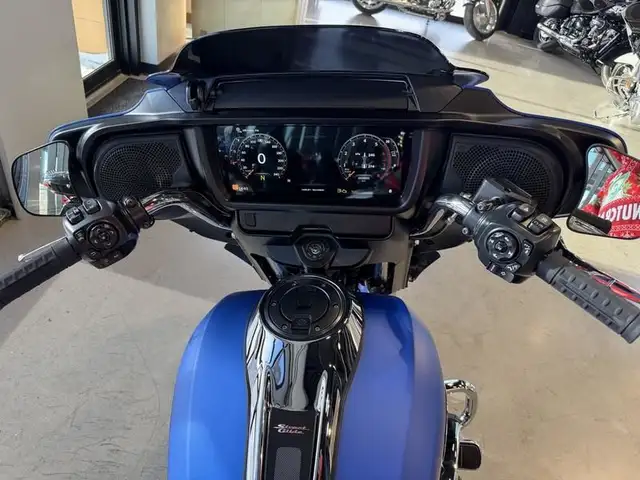 2026 Harley-Davidson FLHX - Street Glide in Sport Touring in Saskatoon - Image 11