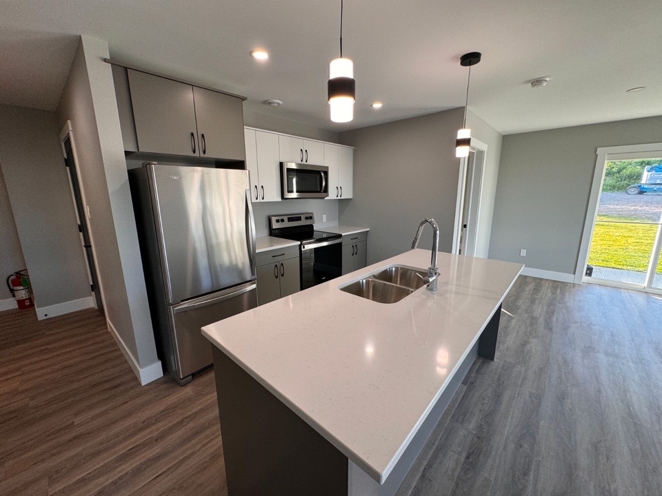 Bright Corner 2 Bed, 2 Bath Apartments - West SJ Aquarius Towers 3