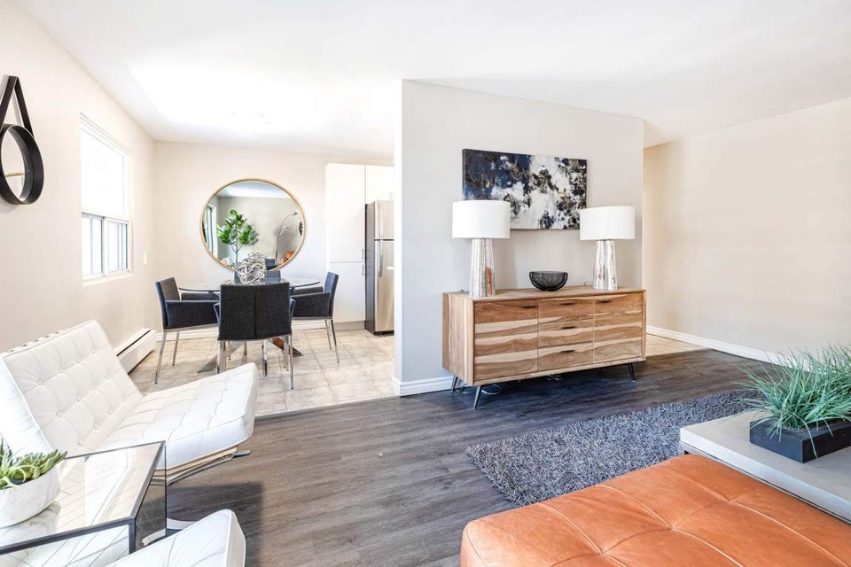 Cozy 1 Bedroom Apartment Steps from Top Amenities & Transit 4
