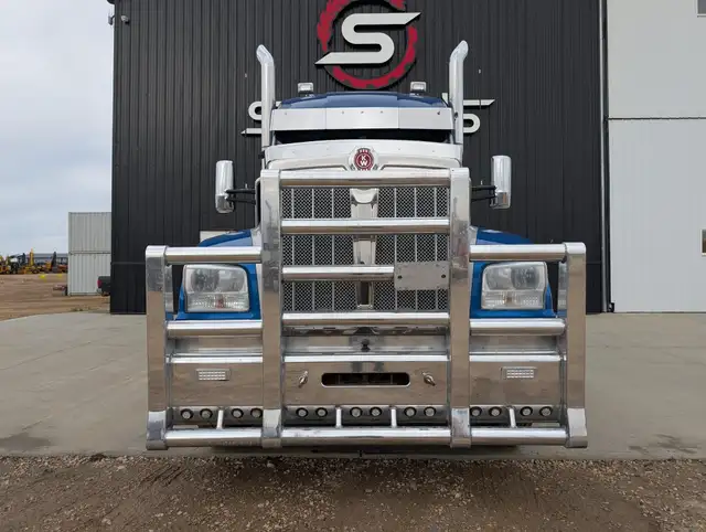 2021 KENWORTH W990 in Heavy Trucks in Saskatoon - Image 3