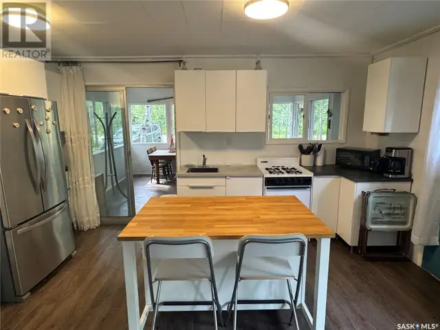 1504 Spruce STREET Northern Admin District, Saskatchewan in Houses for Sale in La Ronge - Image 6
